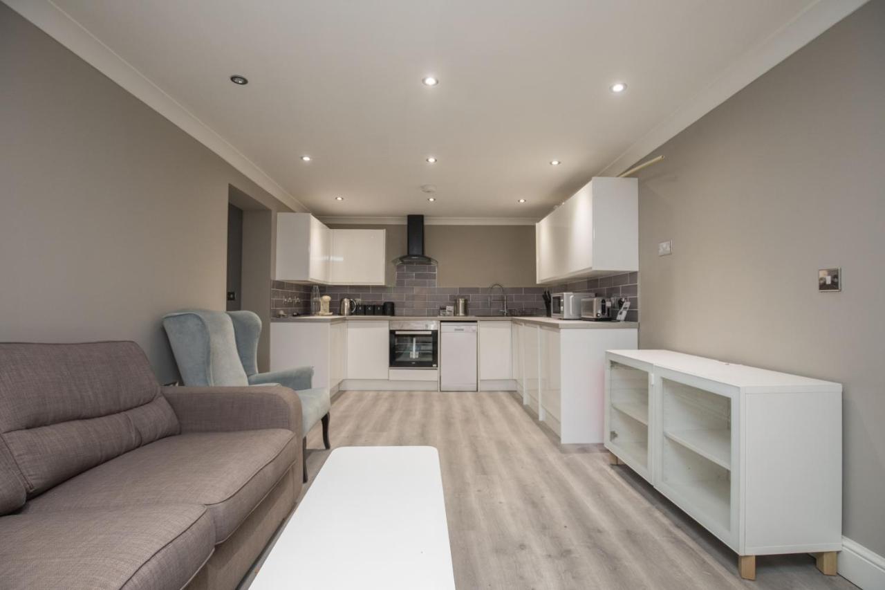 Riverside Central Kingston Flat 1B Surbiton Eksteriør bilde
